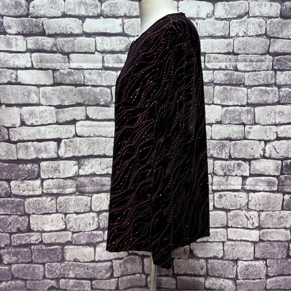 Notions Black & White Cardigan W/ Attached Tank Size 1X - Picture 3 of 8